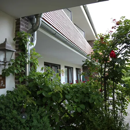 Ξενοδοχείο Diana Garni 3*