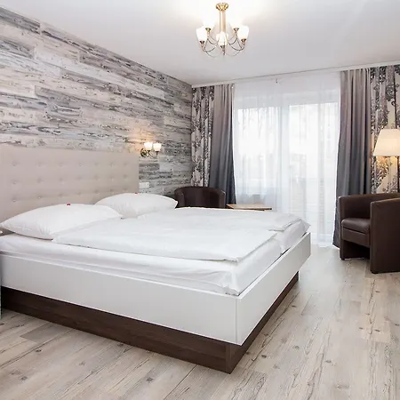 Hotel Diana Garni 3*