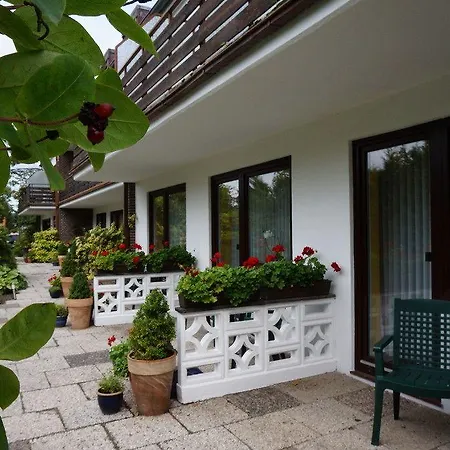 Diana Garni ホテル 3*