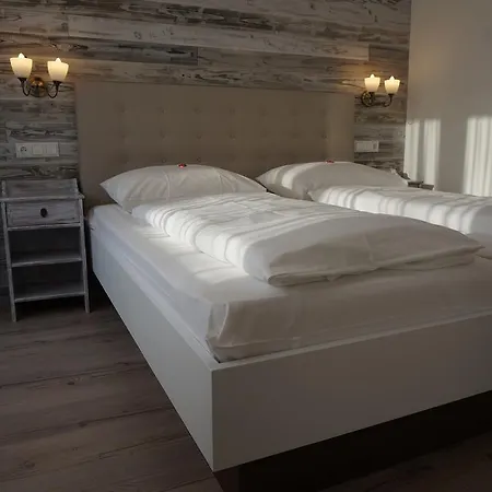 ホテル Diana Garni