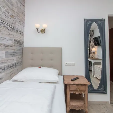 Diana Garni 3* Malente